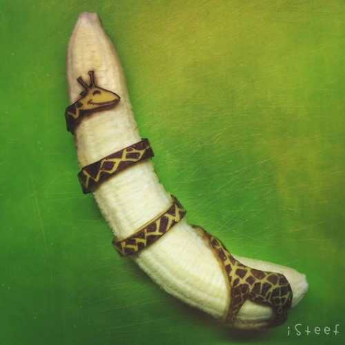 Artista-transforma-bananas-em-obras-de-arte